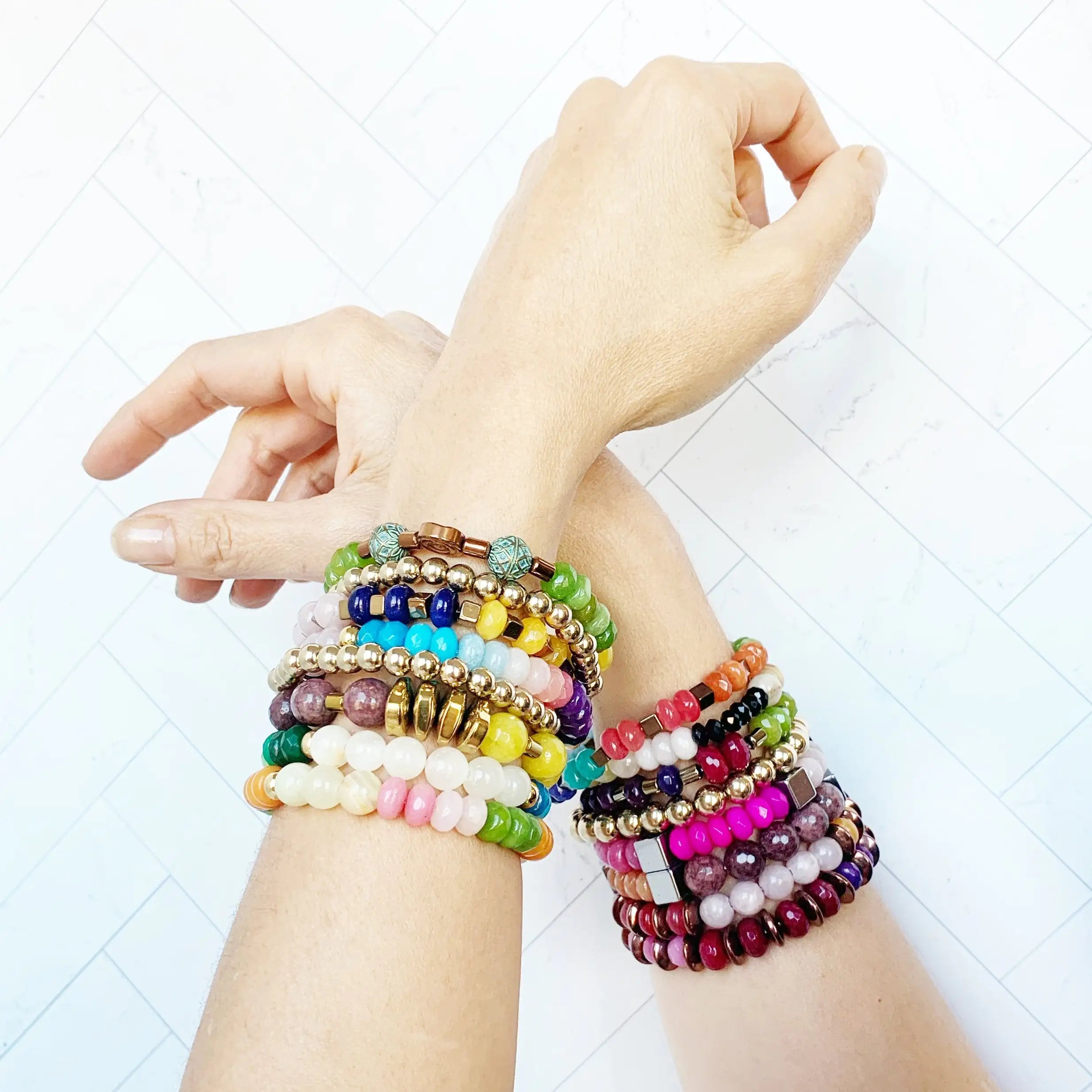 Bracelet en pierres naturelles – jade, quartz et hématite (fait main)